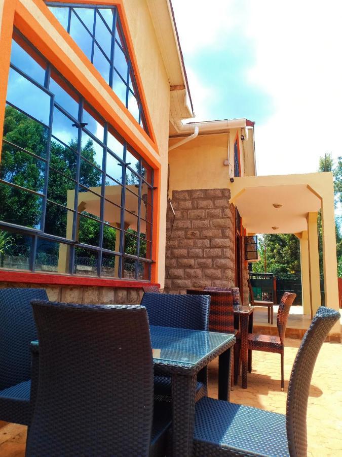 The Peak Meadows Hotel 니에리 외부 사진